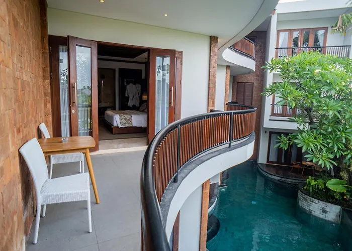 Djabu Seminyak デンパサール