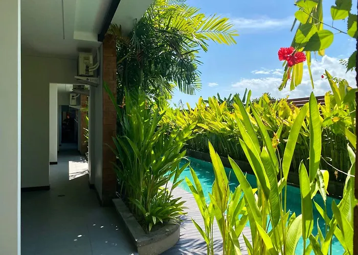 Djabu Seminyak デンパサール